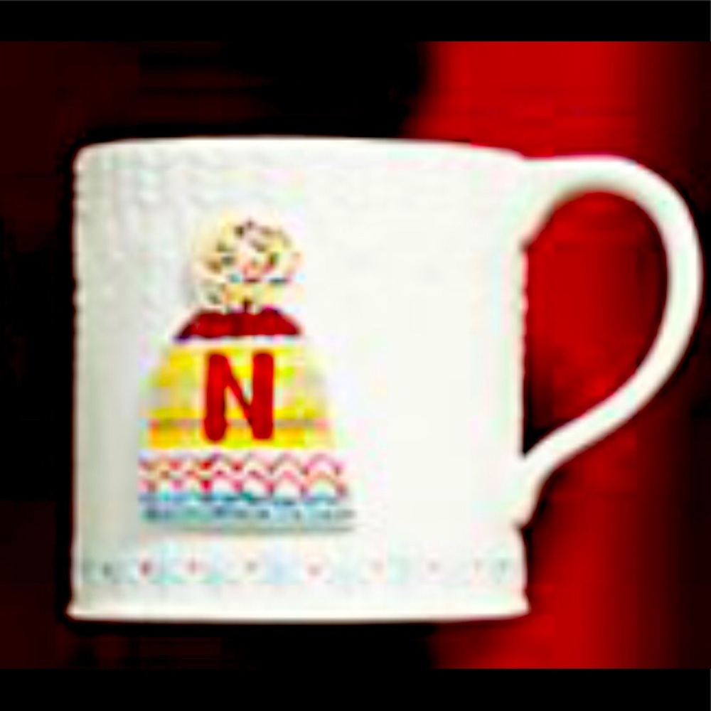 “N” ANTHROPOLOGIE Bundled Up Coffee Tea Mug ❤️